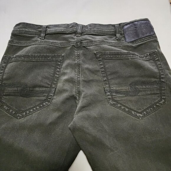 Silver Eddie Dark Green Mid Rise Relaxed Fit Straight Leg Jeans - Picture 3 of 6